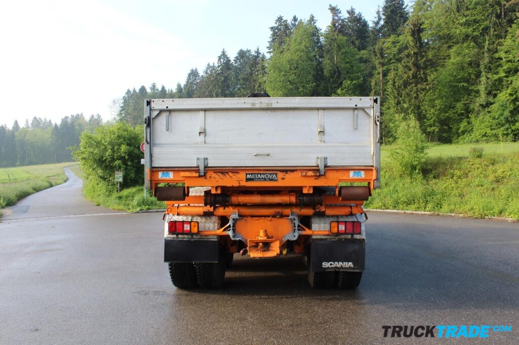 Scania T113 6x2 Seilgerät mit Kran