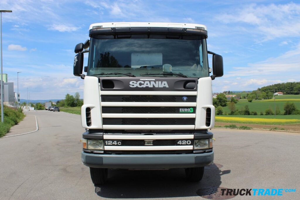 Scania R124 CB 8x4 HZ 3-Seitenkipper