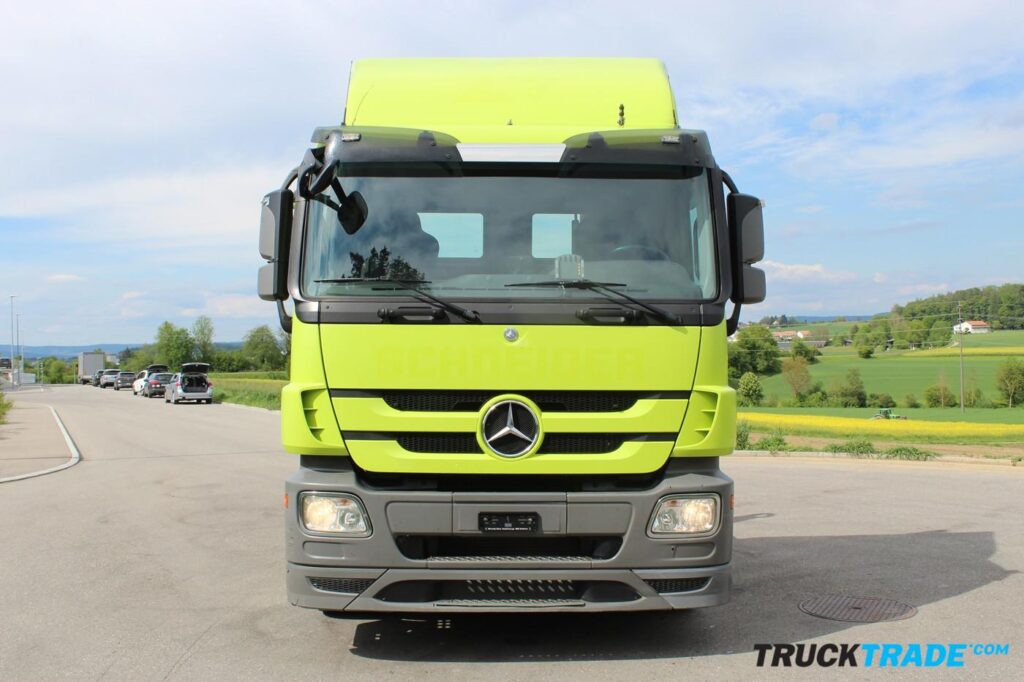 Mercedes-Benz Actros 2548 6x2*4 Hakengerät