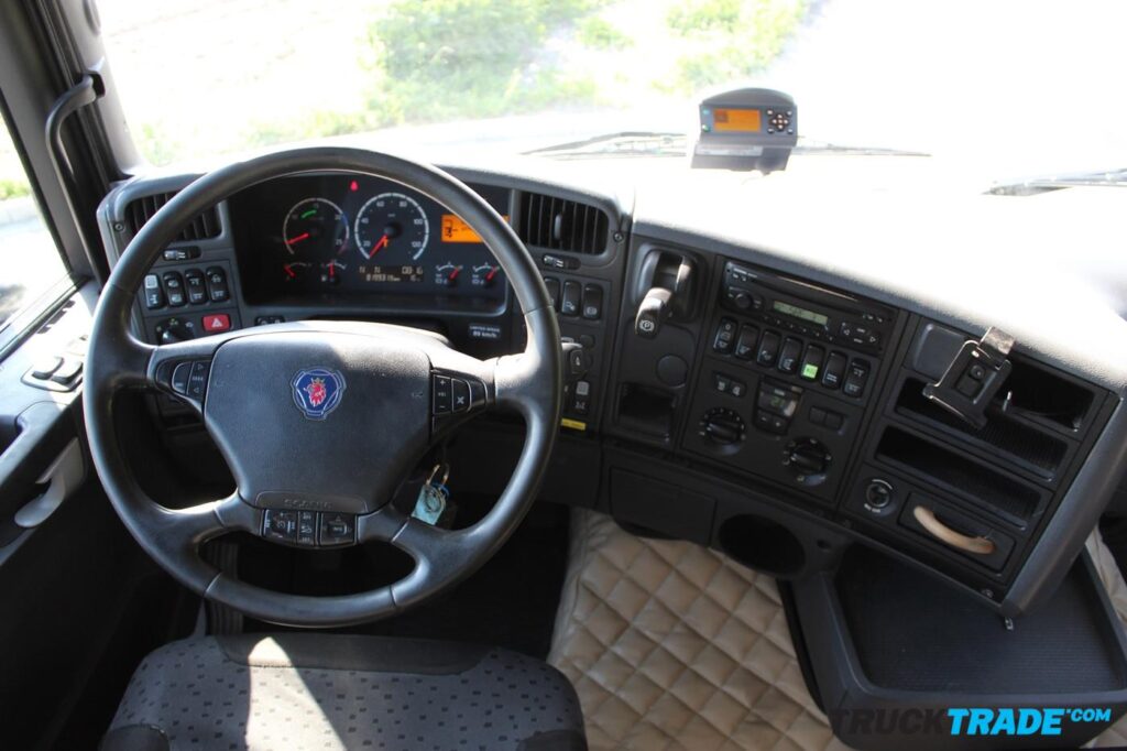 Scania R420 LB 8x2 Chassis Kabine