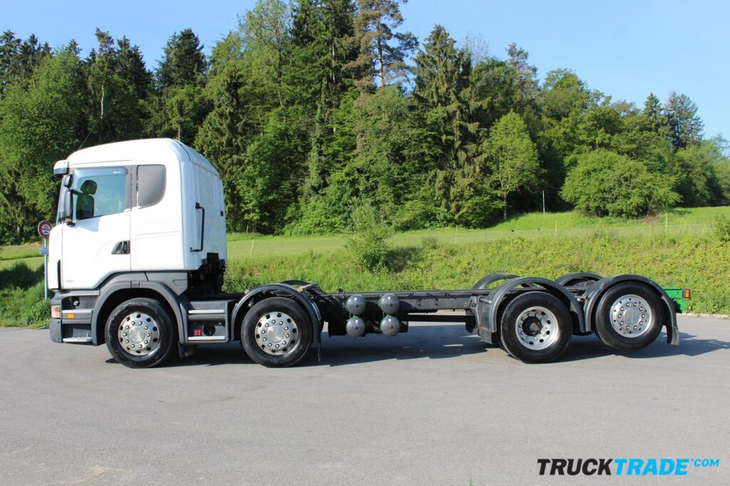 Scania R420 LB 8x2 Chassis Kabine