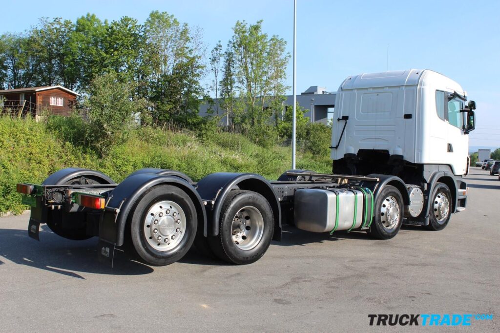 Scania R420 LB 8x2 Chassis Kabine