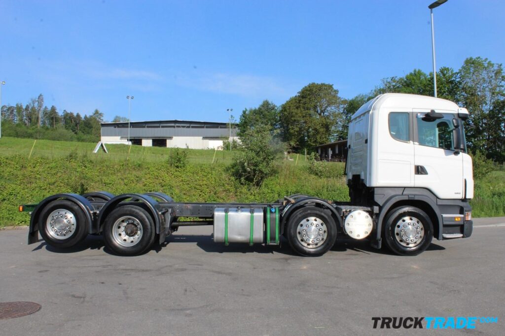 Scania R420 LB 8x2 Chassis Kabine