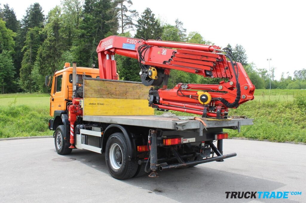 MAN Steyr 19S46 4x4 WS Sattelzugmaschine mit Kranwagen