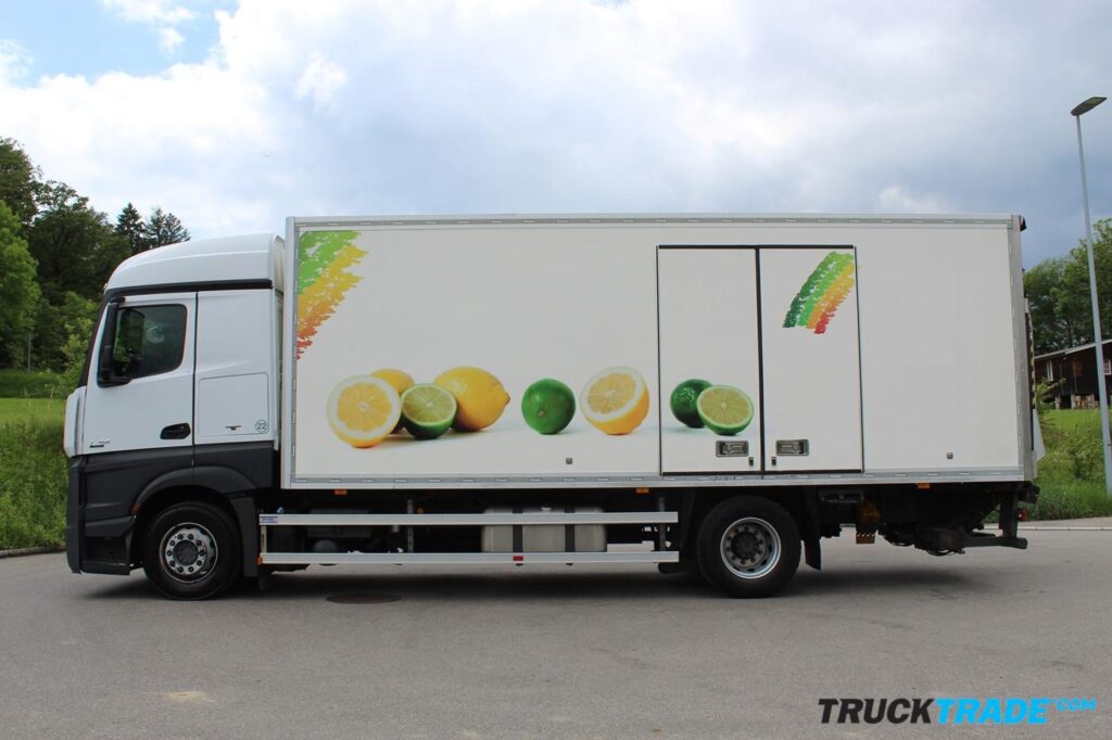Mercedes-Benz Actros 1842 Kühlkasten mit Hebebühne