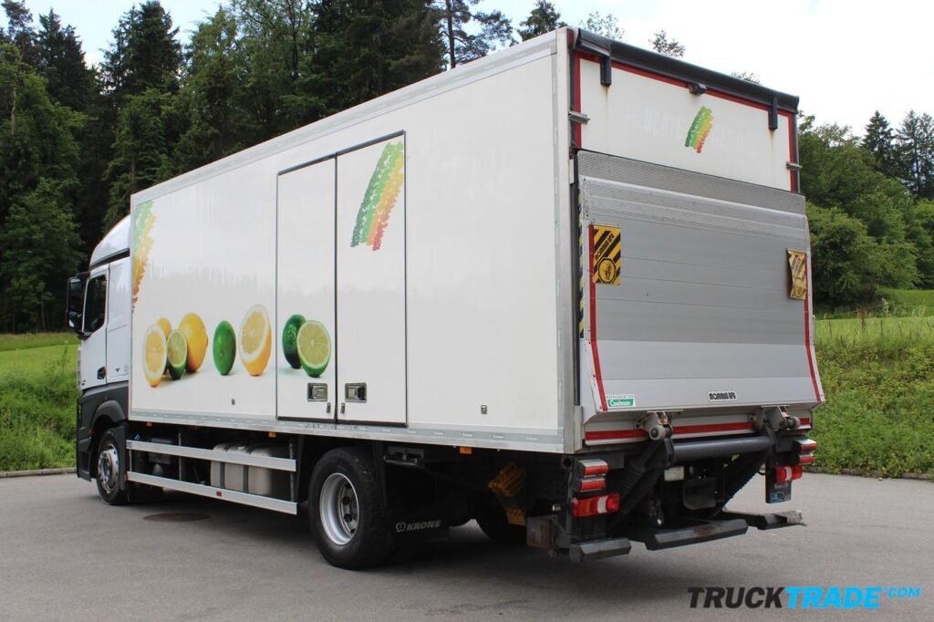 Mercedes-Benz Actros 1842 Kühlkasten mit Hebebühne