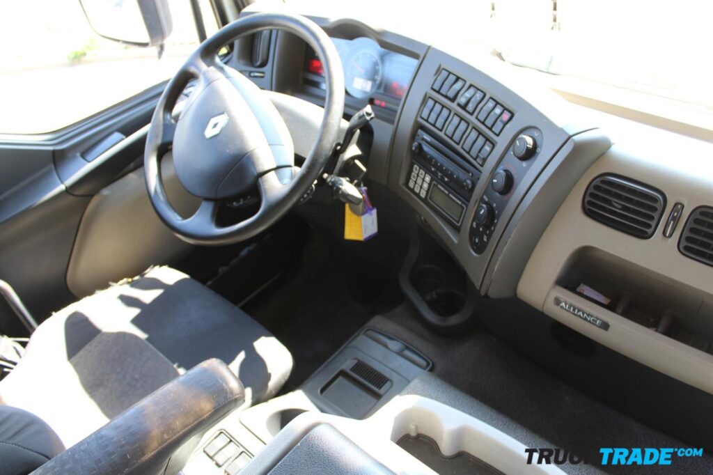 Renault Premium 370 4x2 Kühlkasten mit Hebebühne