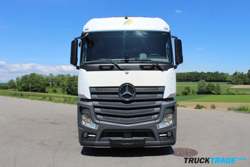 Mercedes-Benz Actros 1842 4x2 Kühlkasten mit Hebebühne