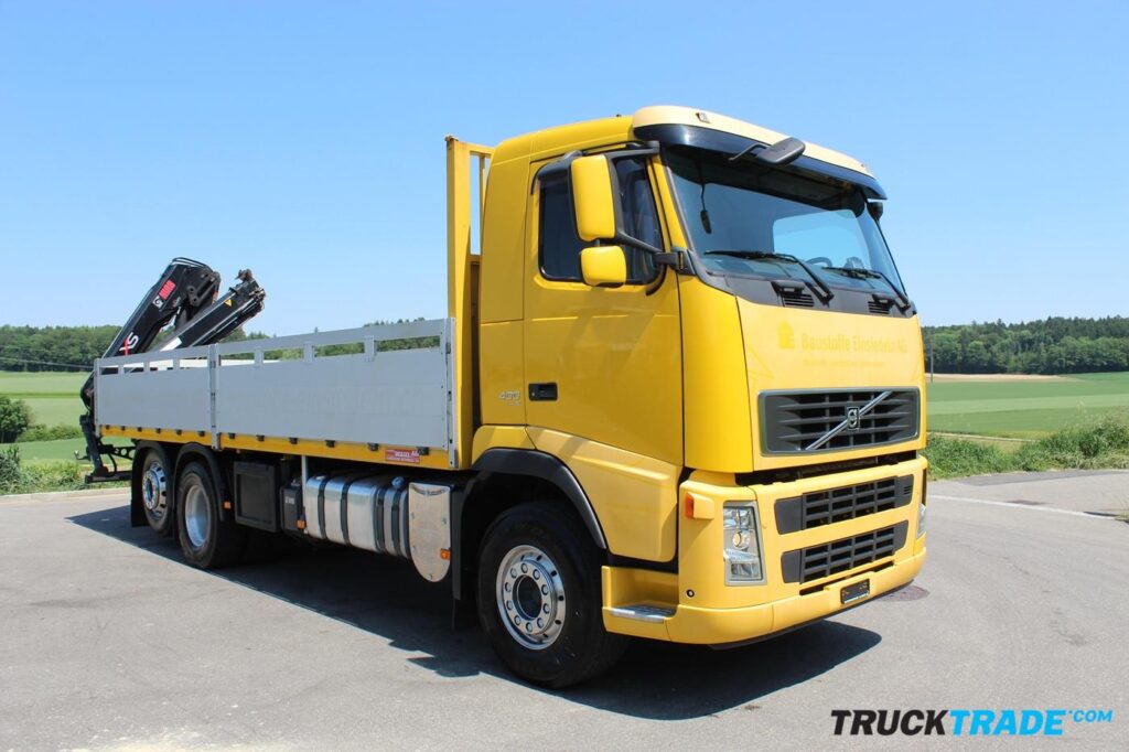 Volvo FH-400 6x2R Brücke mit Kran